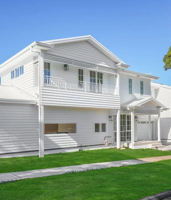 Custom-built modern home on Sydney's Northern Beaches